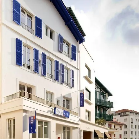 Le Saphir Hotel