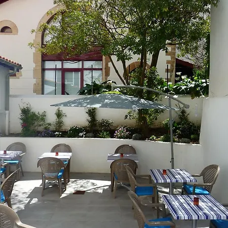 Le Saphir بياريتز